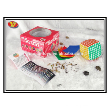 YongJun YJ 7x7x7 Cube de puzzle magique de 7 couches pour la forme d&#39;oreiller de promotion